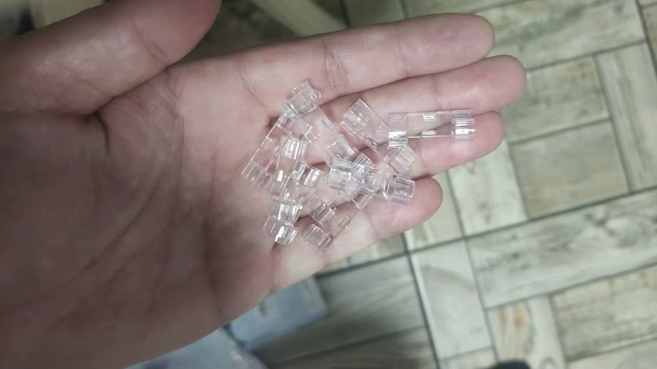 Kaapeleiden järjestämisklipsit (20 kpl) photo review