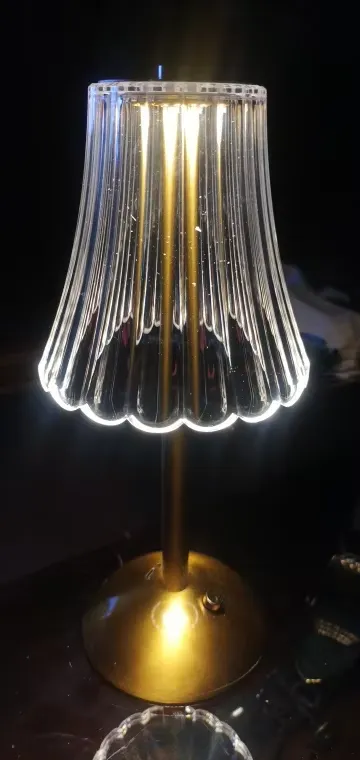 Bärbar LED skrivbordslampa photo review