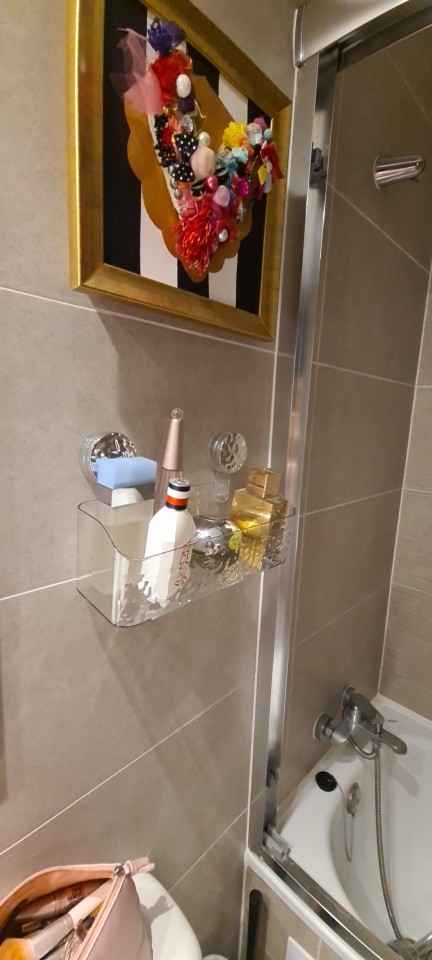 Bathroom shelf photo review