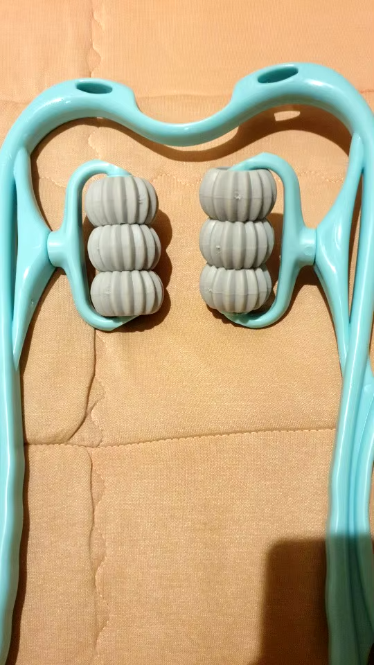 Neck massager photo review