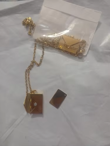 Envelope necklace photo review