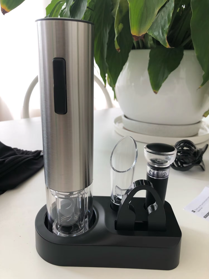 Electric wine opener photo review