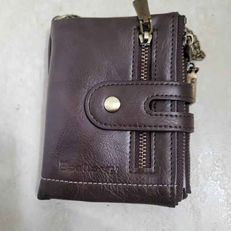 Triple fold wallet photo review