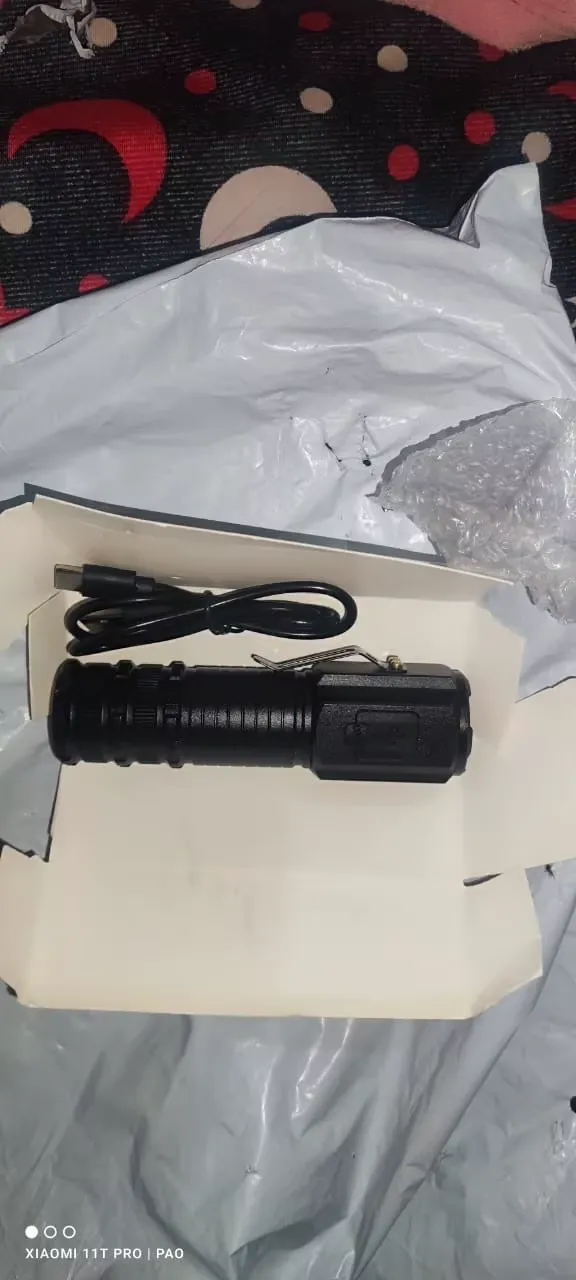 Mini LED flashlight photo review