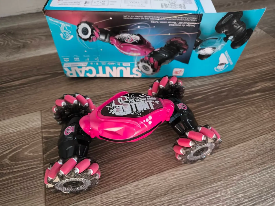 Stunt RC car photo review