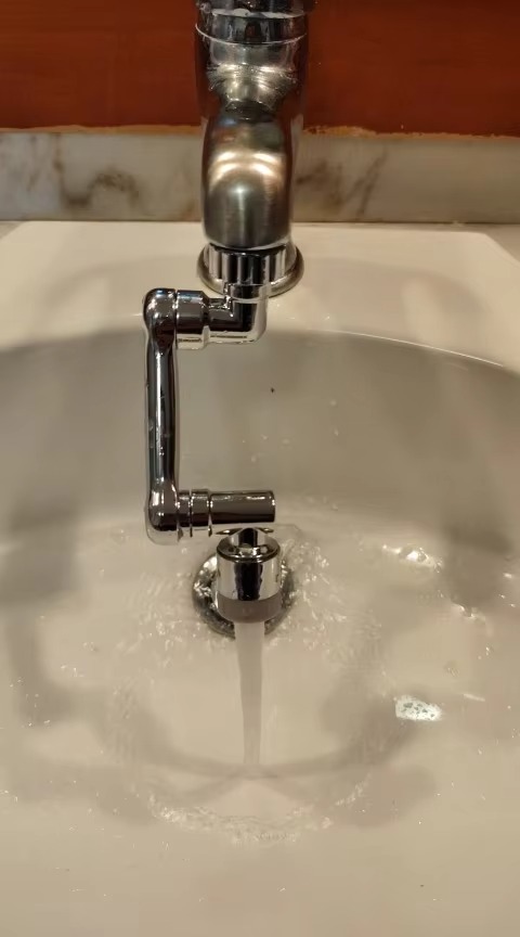 Rotating faucet aerator photo review