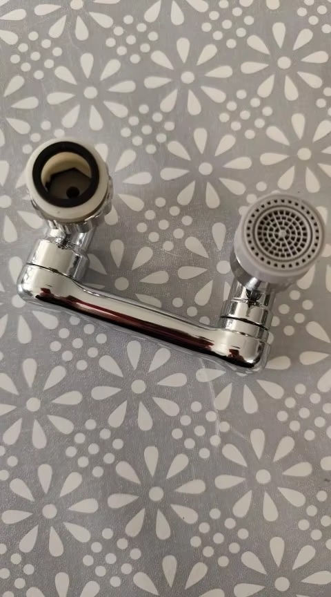 Rotating faucet aerator photo review