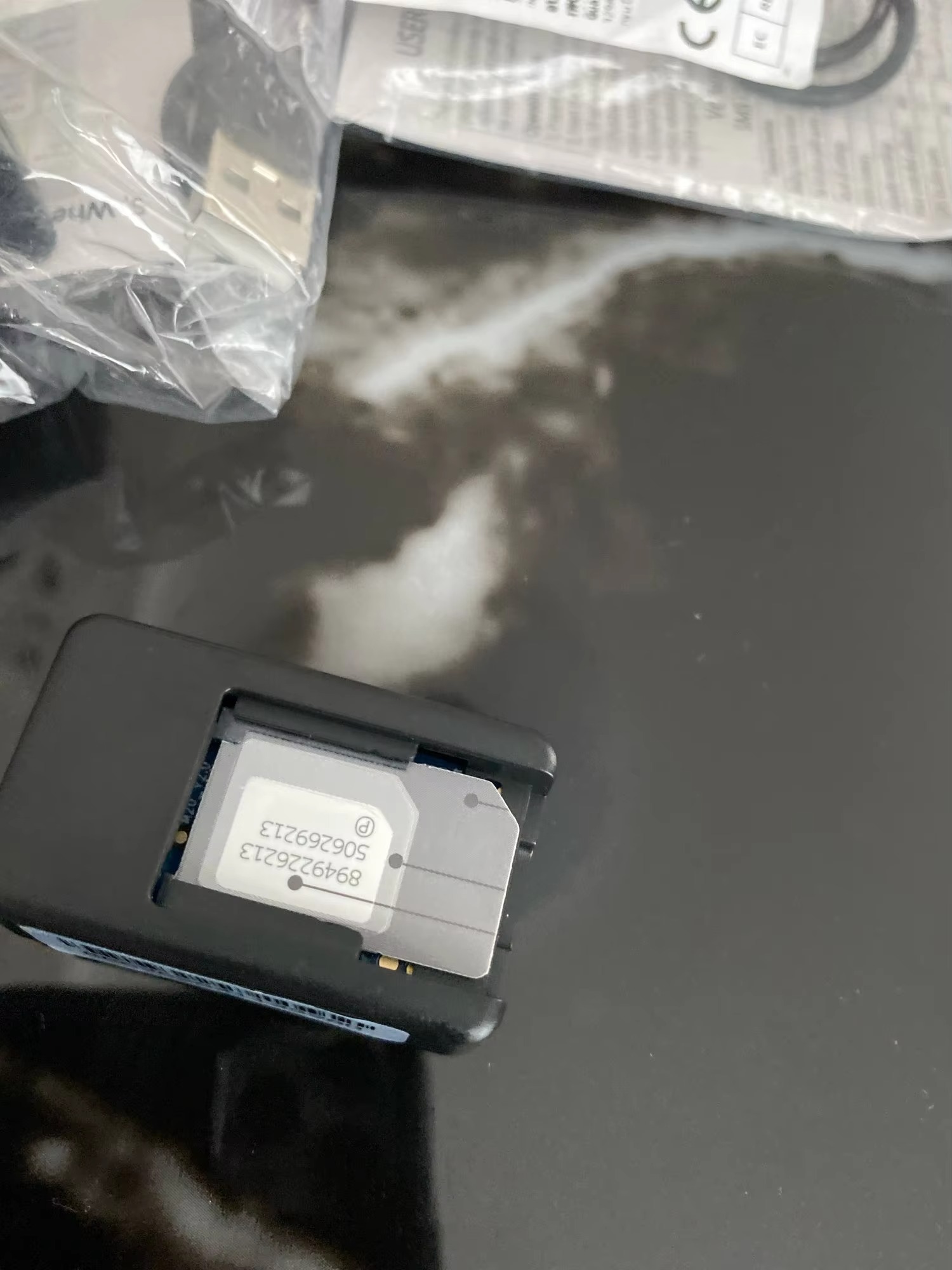 Magnetic GPS tracker photo review