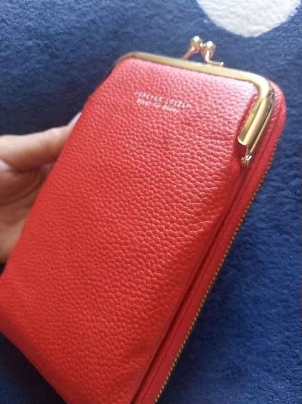 Luxury women's handbag photo review