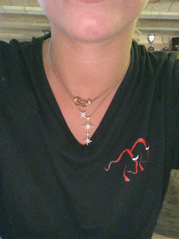 Women diamond necklace photo review