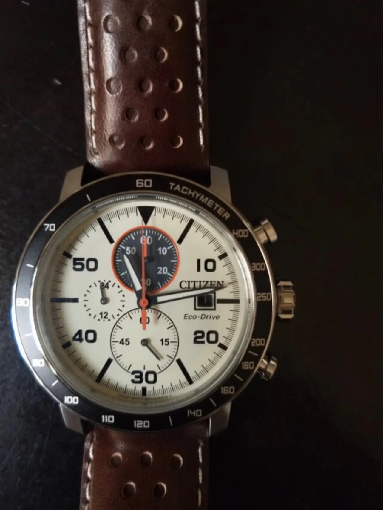 Men's luxury watch photo review