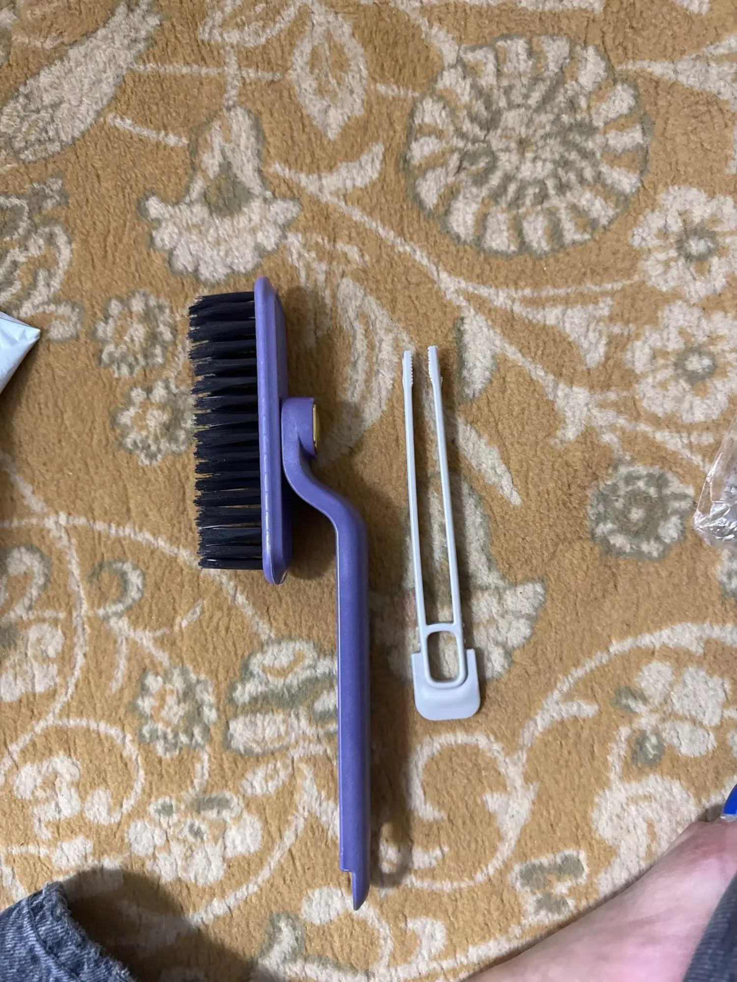 Floor gap brush photo review