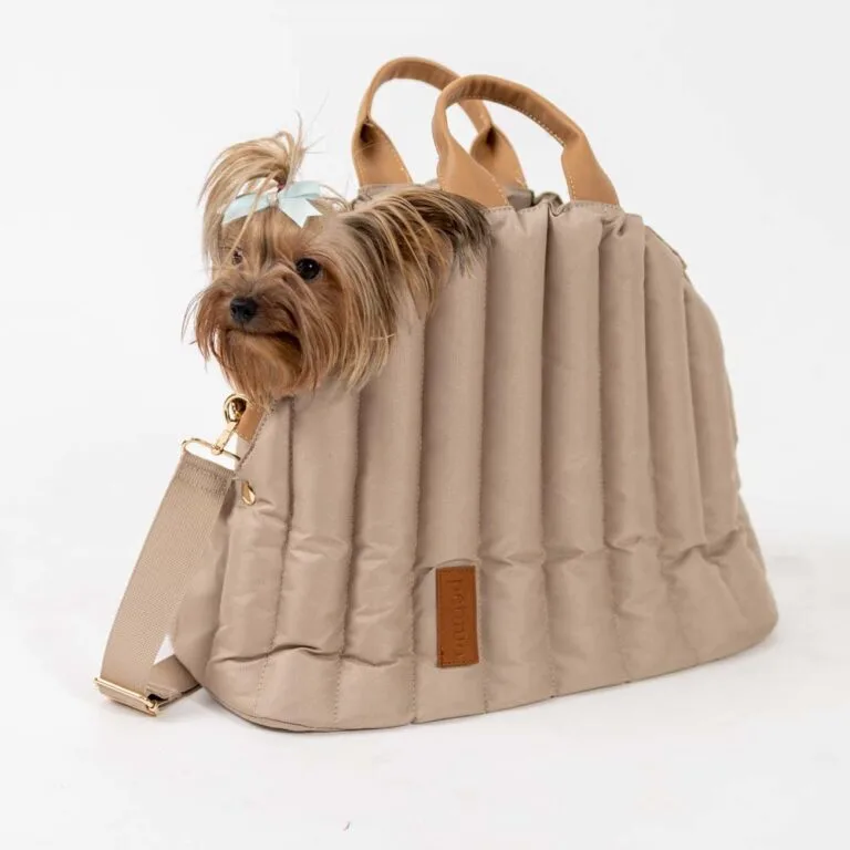 Dog carrier bag