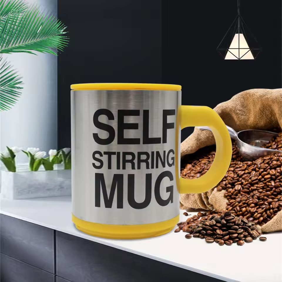 Self-stirring mug