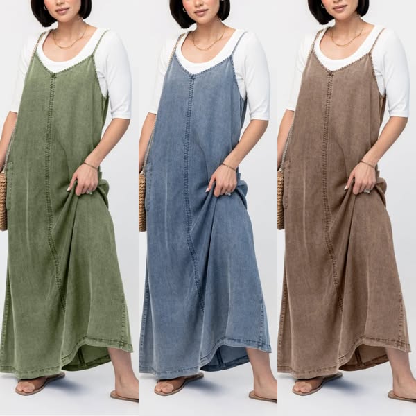 Vintage-inspired loose fit denim maxi dress