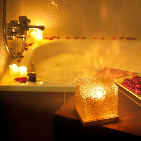 Northern lights cube