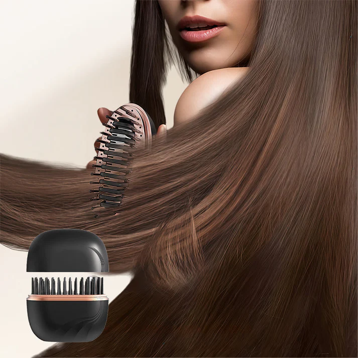 Mini hair straightening brush